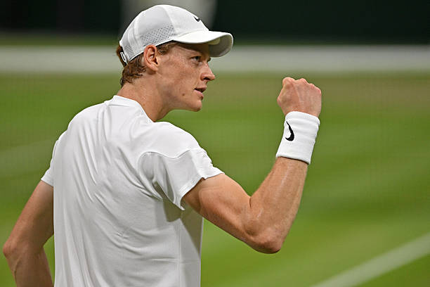 網(wǎng)球第三盤搶七技巧：從發(fā)球到得分的完整攻略