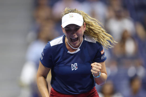 網(wǎng)球top spin與VR網(wǎng)球?qū)Ρ龋赫l(shuí)更勝一籌？