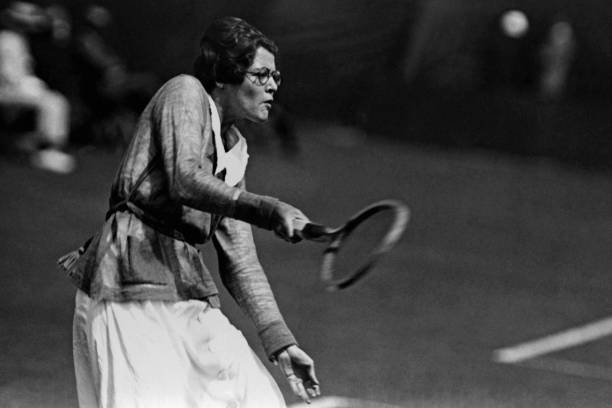 阿扎倫卡法網(wǎng)紅土狀態(tài)分析：技術(shù)全面但關(guān)鍵分處理待加強(qiáng)