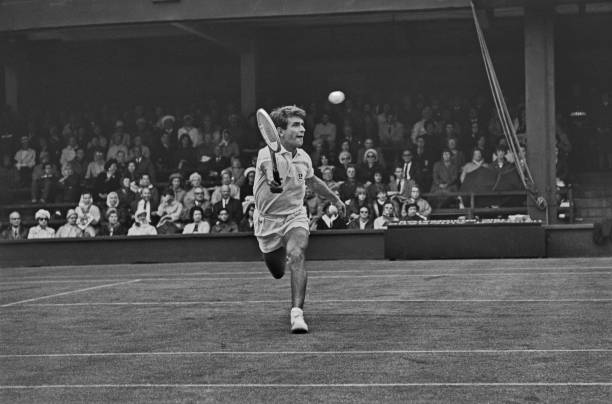 不同級(jí)別網(wǎng)球拍的重量標(biāo)準(zhǔn)及選購(gòu)指南