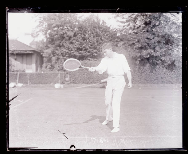 李娜在澳網(wǎng)和法網(wǎng)獲得亞軍的關(guān)鍵比賽回顧