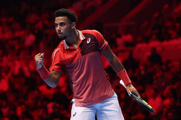 網(wǎng)球網(wǎng)的標(biāo)準(zhǔn)高度是多少？國(guó)際比賽規(guī)定解析