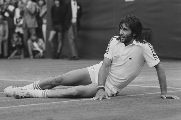 高夫今日比賽數(shù)據(jù)分析：發(fā)球局表現(xiàn)完美