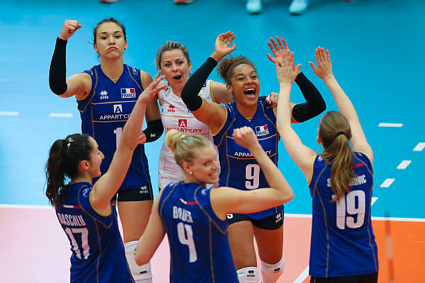 排球場(chǎng)上站位詳解：初學(xué)者的入門(mén)指南