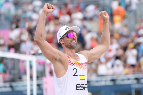 中考排球墊球技巧全解析：從基礎(chǔ)到滿分動作示范