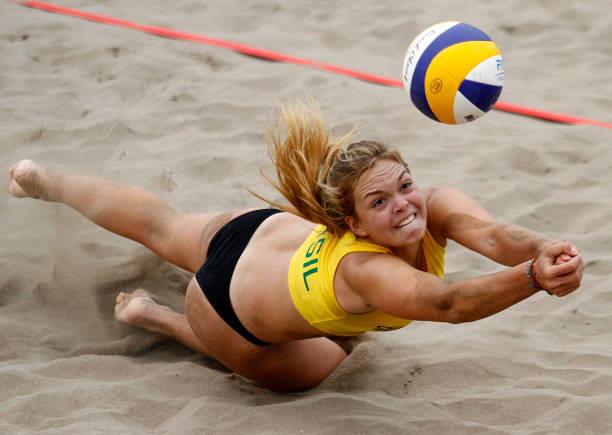 初學(xué)者排球比賽圖畫指南