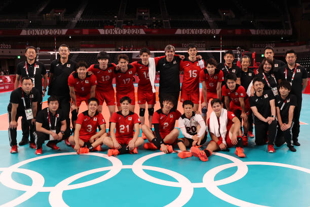 排球站位圖解：如何根據(jù)對手調(diào)整站位策略