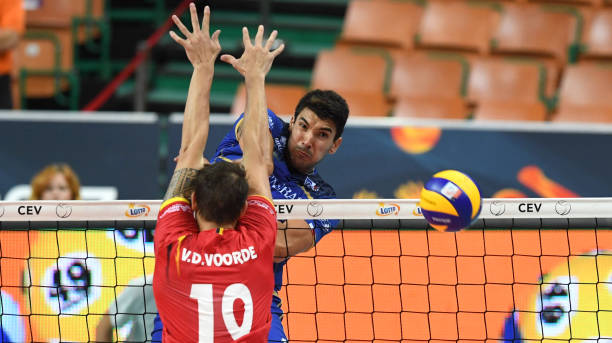 丁霞父母職業(yè)曝光：平凡家庭走出奧運(yùn)冠軍