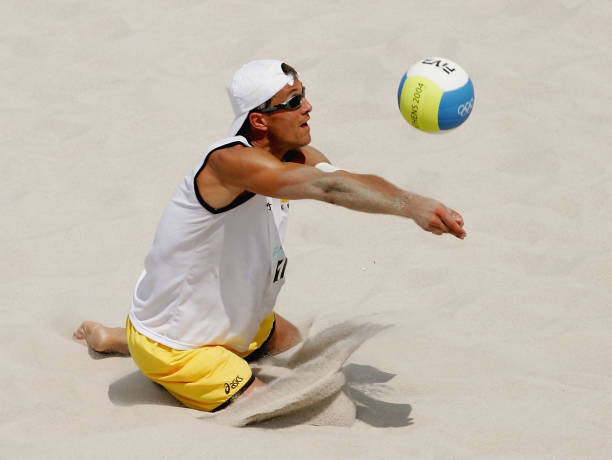 青春不散場(chǎng)：排球女將國(guó)語版背后的故事