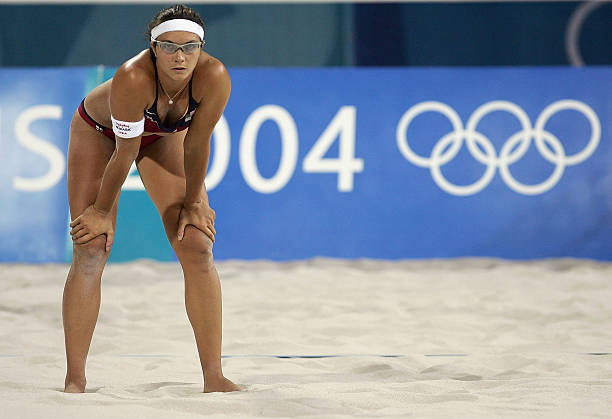 排球規(guī)則解析：過中線到底算不算犯規(guī)？