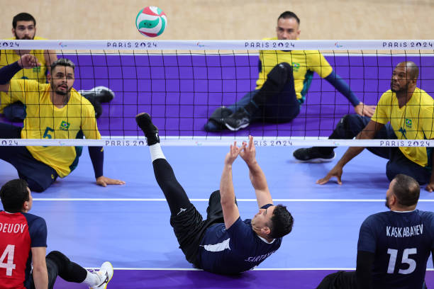 今晚19:30！女排聯(lián)賽焦點(diǎn)戰(zhàn)直播，強(qiáng)強(qiáng)對(duì)話一觸即發(fā)！