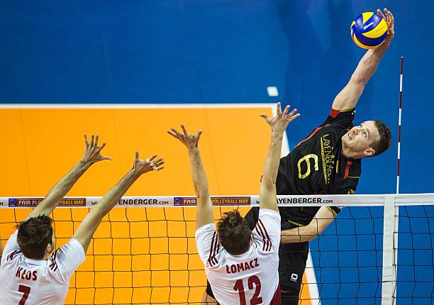 高中排球教學指南：教案編寫與課堂實施要點