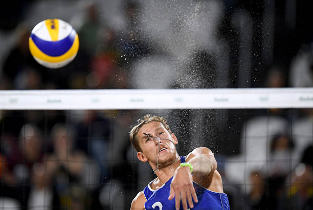 郎平:中國(guó)女排的傳奇教練與她的輝煌成就