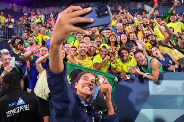 郎平國際視野：海外執(zhí)教的經(jīng)歷與收獲