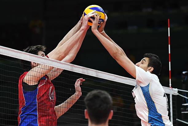 如何根據(jù)球員特點(diǎn)優(yōu)化站位輪換策略