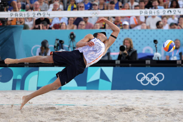 中央5臺直播：中國女排迎戰(zhàn)巴西，今晚19:30精彩對決！