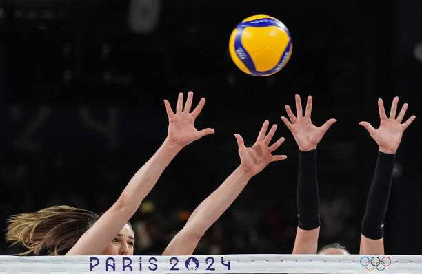 排球比賽每隊運動員人數對戰(zhàn)術的影響