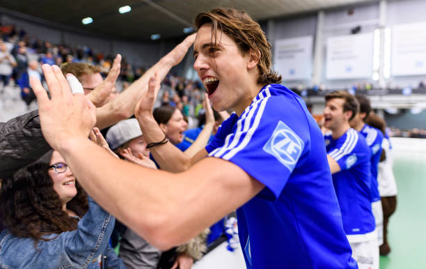 馮坤職業(yè)生涯亮點：2004年雅典奧運(yùn)會奪冠時刻