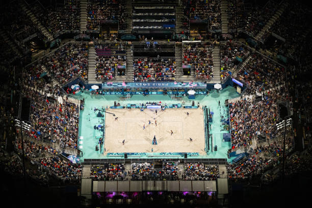 發(fā)球規(guī)則：輪轉(zhuǎn)順序與發(fā)球區(qū)域要求