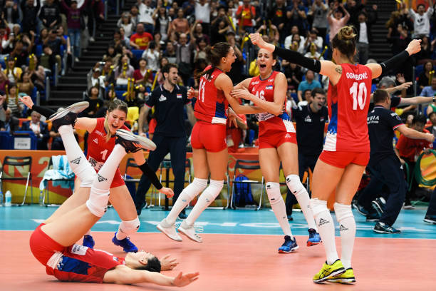 當(dāng)排球失誤遇上表情包：笑點(diǎn)滿滿！