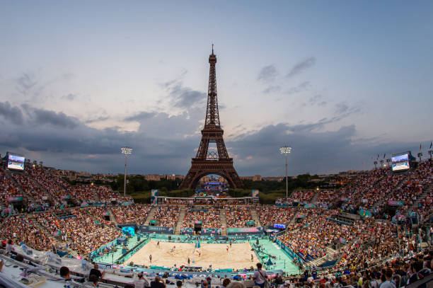 排球手勢圖解：一圖看懂二傳、攔網(wǎng)和扣球技巧