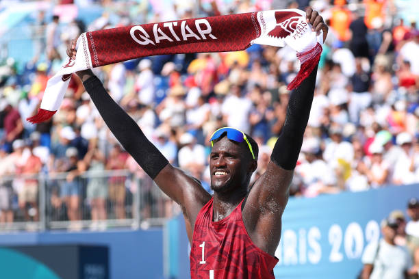 張常寧戀情曝光！男友身份揭秘，竟是圈內(nèi)低調(diào)富二代