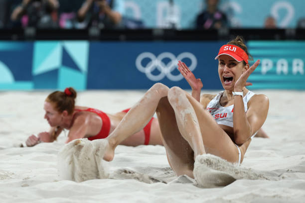 排球打法全解析：從零開始學(xué)會(huì)比賽技巧