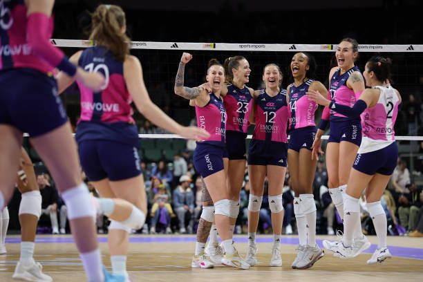 排球比賽中的位置輪換：發(fā)球順序與得分策略