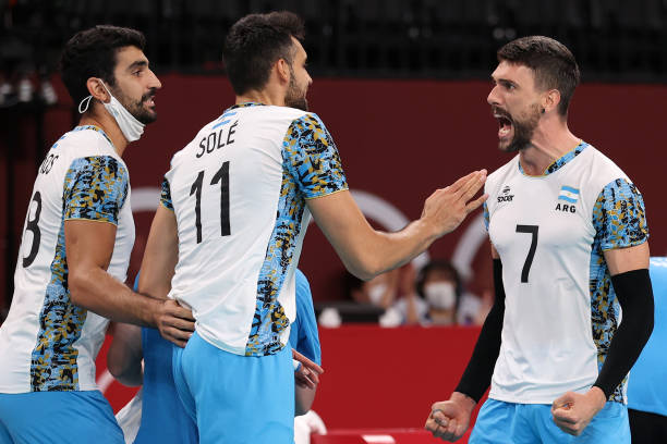 鄭益昕發(fā)球直接得分，關(guān)鍵時刻力挽狂瀾