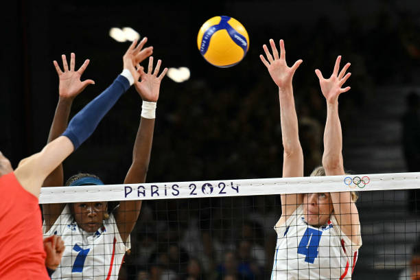 不容錯過的龔翔宇百圖珍藏版，記錄每個精彩時刻