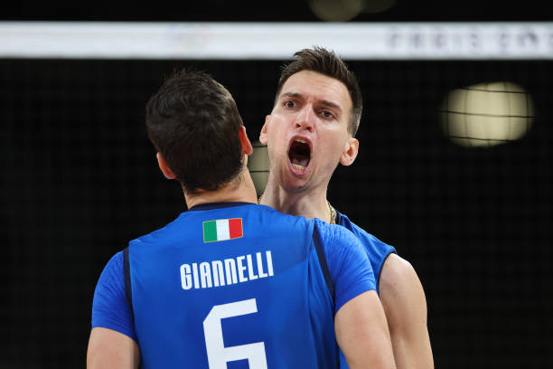 九人制排球場(chǎng)地訓(xùn)練與比賽用球網(wǎng)規(guī)格