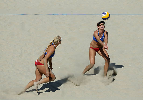 打好每一球：初中生排球正確姿勢的細節(jié)講解