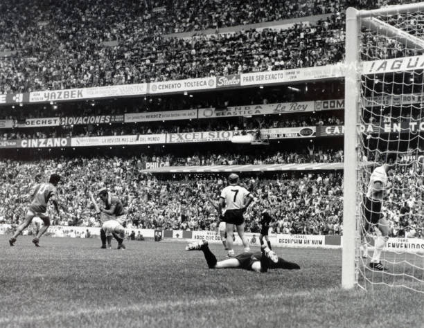 世界杯冠軍的衛(wèi)冕之路：哪些球隊成功衛(wèi)冕？