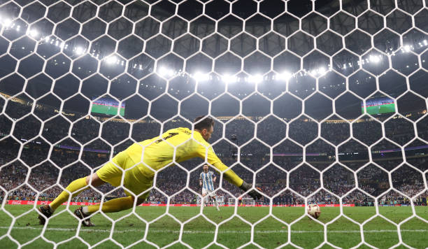 2014世界杯經(jīng)典對決：荷蘭與阿根廷的點球生死戰(zhàn)