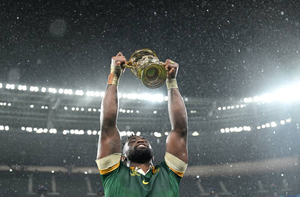 材質(zhì)與工藝：1990年克林斯曼世界杯球衣的制作細(xì)節(jié)