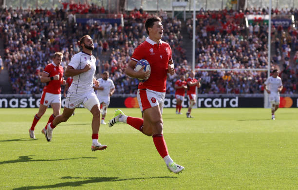 世界杯預(yù)選賽亞洲區(qū)12強(qiáng)抽簽：如何避免同組強(qiáng)隊(duì)相遇？