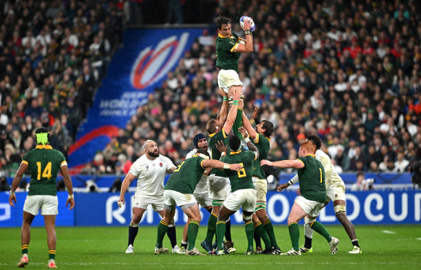 北美三國(guó)聯(lián)手：2026世界杯主辦權(quán)花落誰(shuí)家？